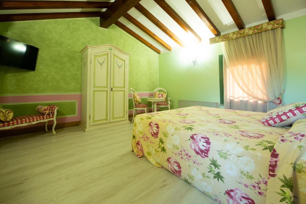 La Corte San Lorenzo Moscuzzano エクステリア 写真
